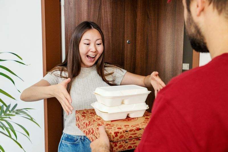 鈴木 由紀